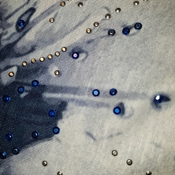 Tunic - Picture 4 of 5